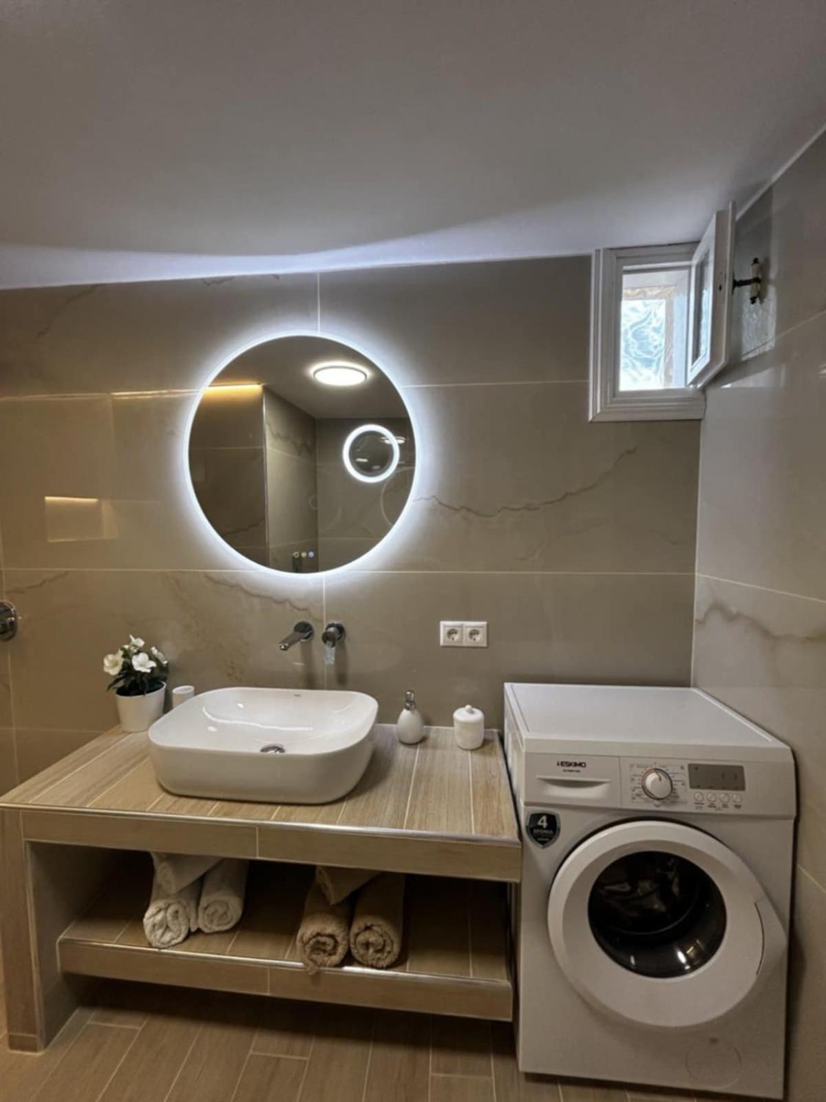 Bozikis House! A Cosy Apartment In The City Centre Skiathos-Stadt Exterior foto